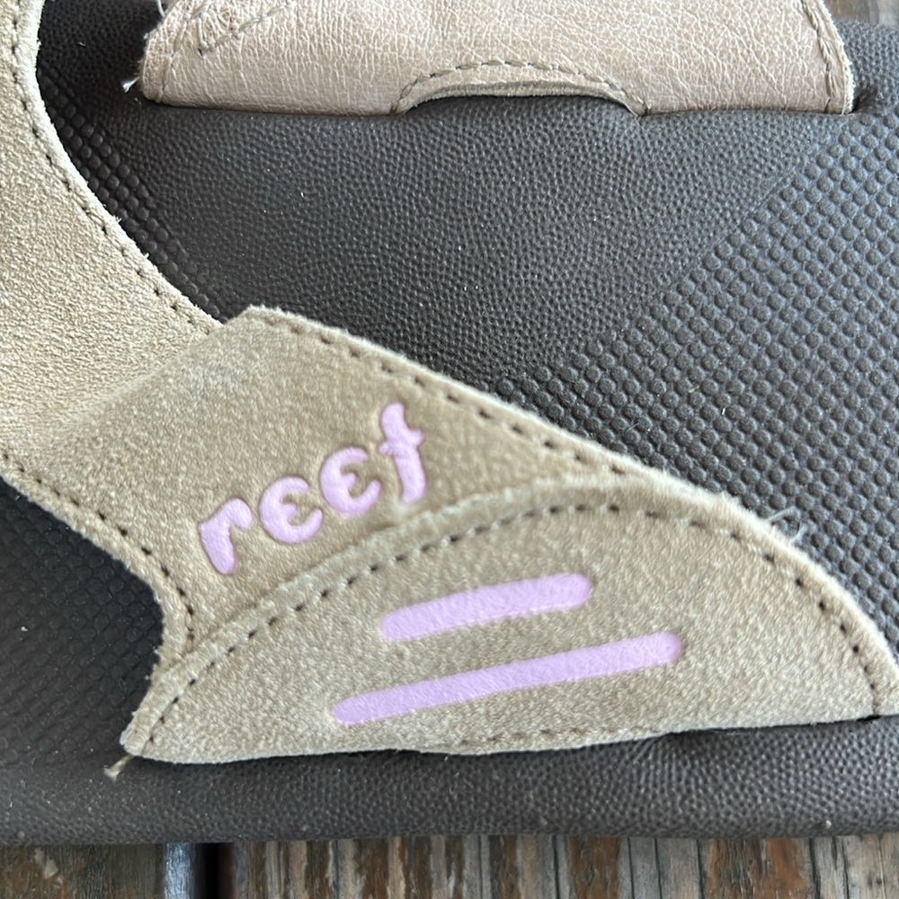 Reef Sandals - Picture 2 of 8
